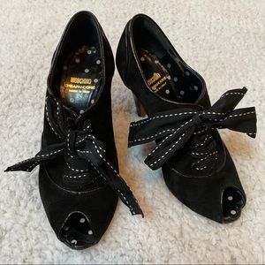 moschino peep toe heels